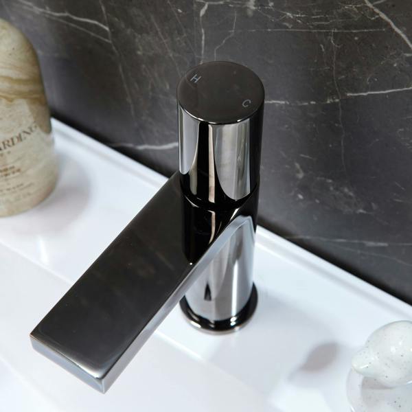 Flode Limingen | Mono Basin Mixer Tap | Polished Gun Metal