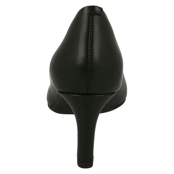 Clarks Ladies Clarks Textured Court Shoes Calla Rose