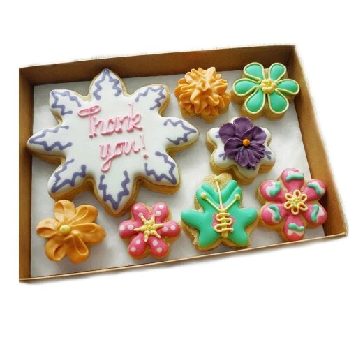 The Cookie Collaboration Hand-iced Personalised Flower Cookie LETTERBOX Gift/Thank you gift/Get well soon/happy birthday