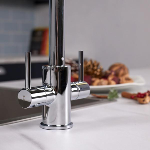Flode Hammerfest | Dual Lever Kitchen Sink Mixer Tap with Swivel Spout | Polished Chrome Finish