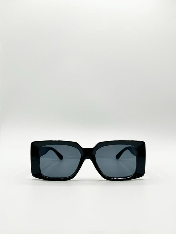 SVNX Oversized Square Frame in Black