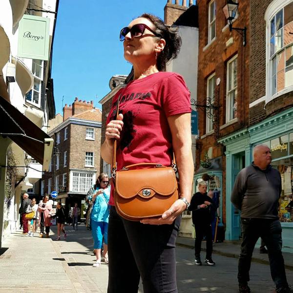 Zatchels Handmade Leather Twist Lock Saddle Bag - Burnt Orange