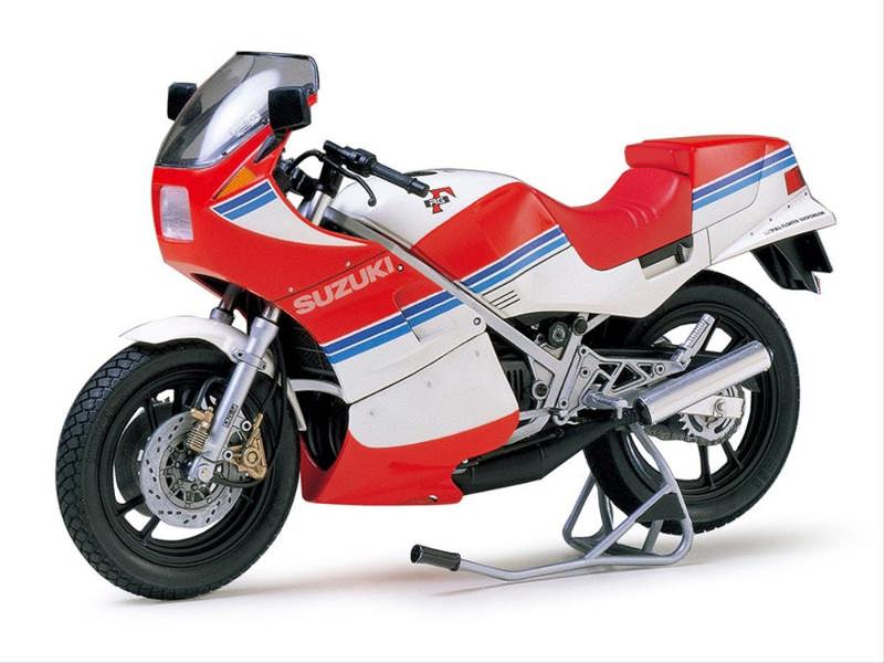 Tamiya Suzuki RG250 R Gamma Full Option (1:12 Scale)