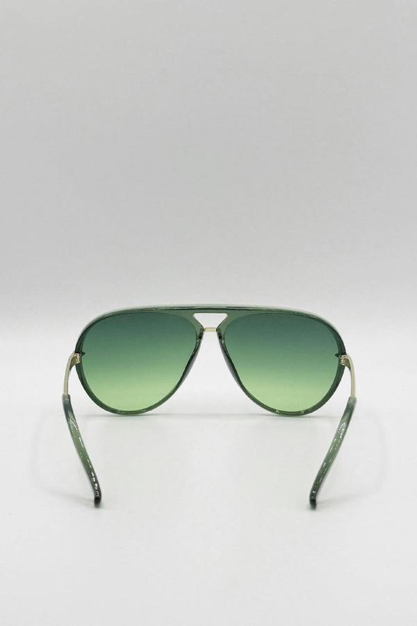 Bold Aviator Metal Arm Sunglasses In Green In Green - svnx