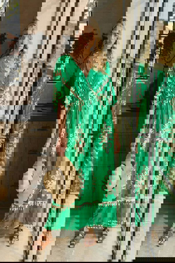 Green | Printed 3/4 Sleeve Jumpsuit : Model is 5'10"/178 cm and wears UK10/EU38/US6/AUS10