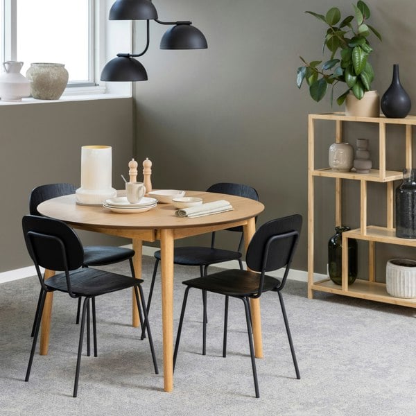 Furniture To Go Montreux Round Extending Dining Table in Oak 115-154 cm