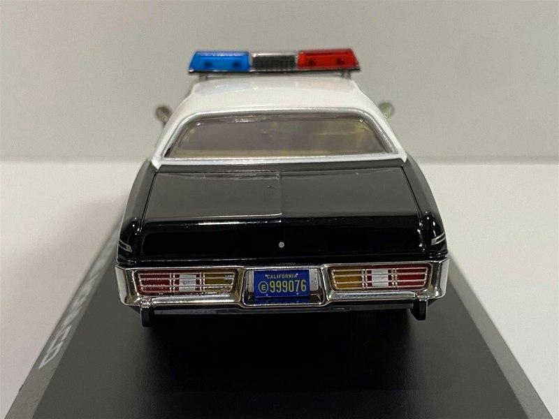 the terminator 1977 dodge monaco met police 1:43 greenlight 86534