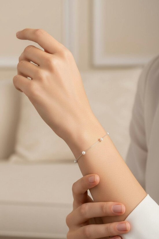 Latelita Solid 14k White Gold Natural Spaced Pearl Bracelet