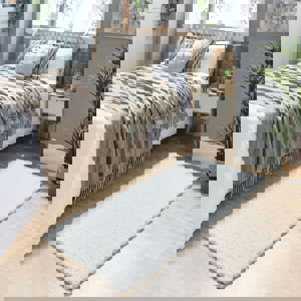 The Rugs Quality Tufted Washable Rug - Stylish Plain Design