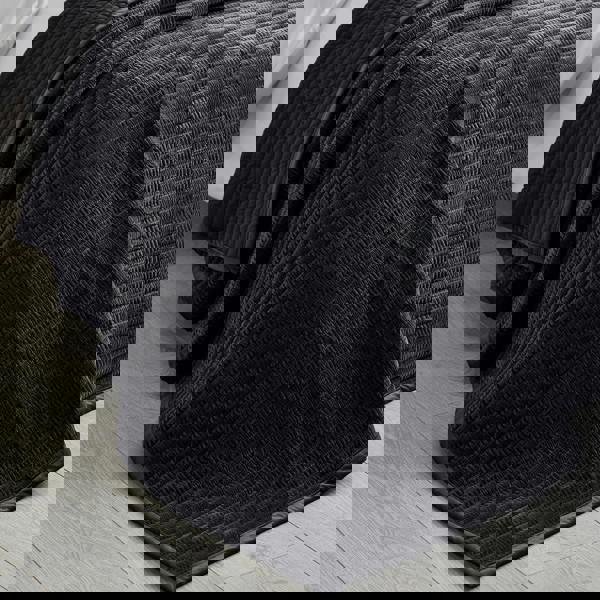 Catherine Lansfield Velvet Pinsonic Quilted Bedspread Black