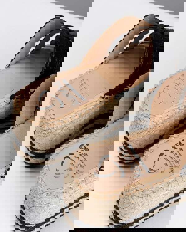 Kanna Margarita Womens Flatform Sandals