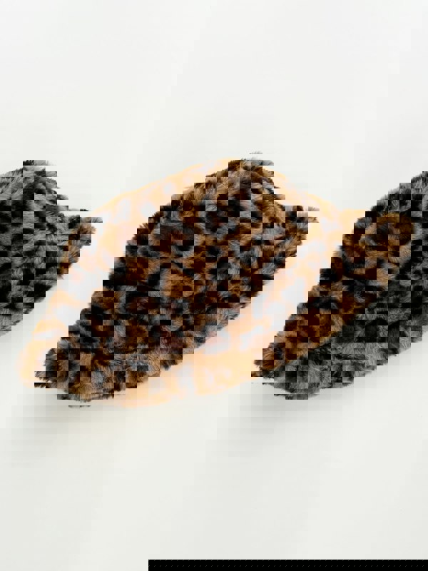 SVNX Leopard Print Plush Bucket Hat