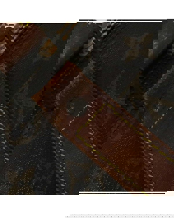 221870589.jpg