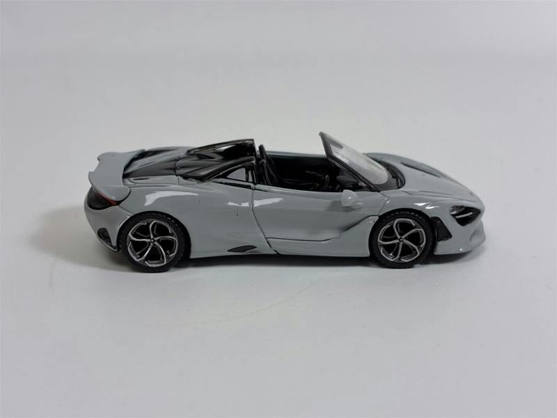 MCSlots McLaren 750S Spider Cirrus Grey RHD 1:64 Scale Mini GT MGT00973R
