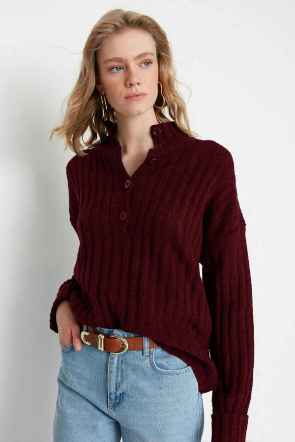 Hoxton Gal Oversized Soft-Textured High Neck Knit Top