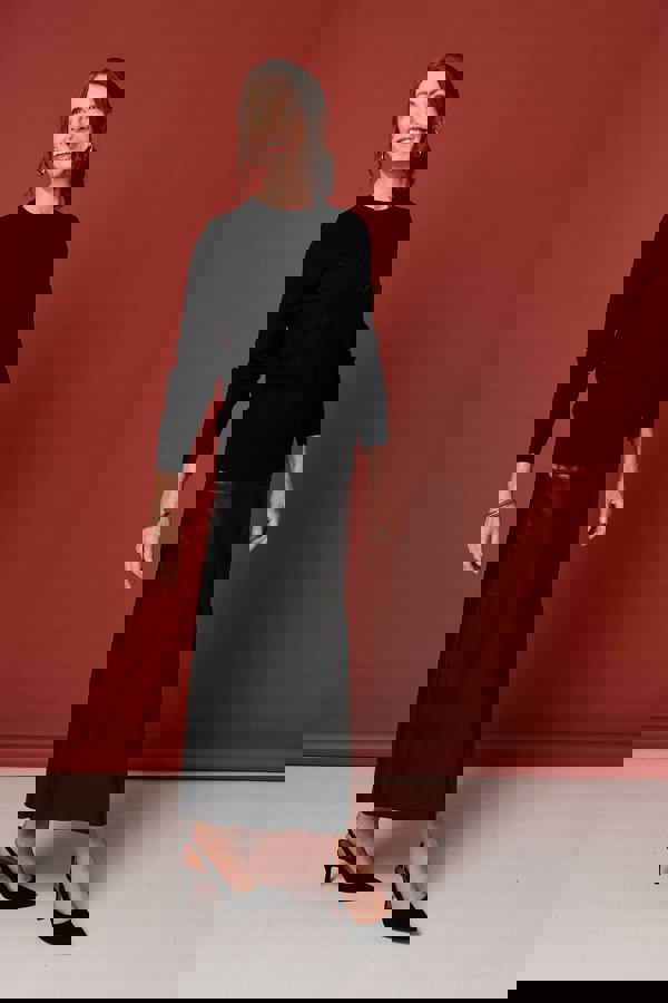 Black | Textured Knit Slim Fit Jumper
