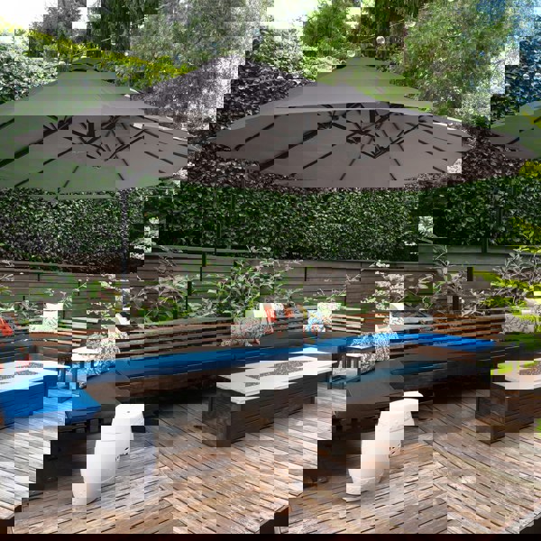 Double-Sided Cantilever Umbrella