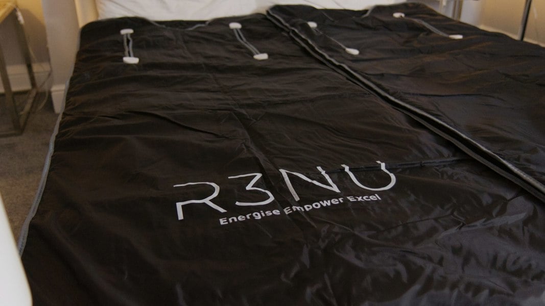 R3NU The Infrared Heated Wellness Blanket