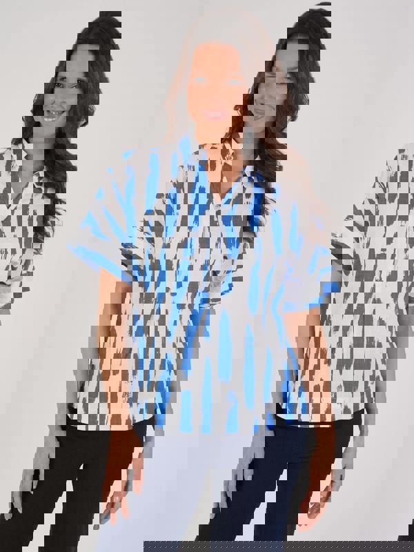 VIZ-A-VIZ Brushstroke Notch Neck Shirt