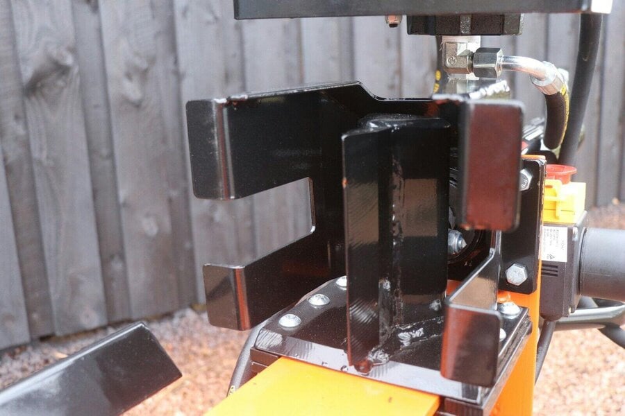 Rock Machinery 12ton Venom Compact MK2 Series Electric Log Splitter
