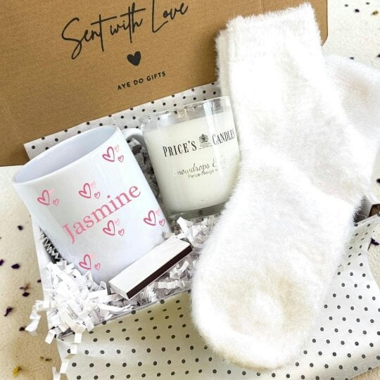 Aye Do Gifts Personalised Pink Name Hearts Mug, Candle & Socks Gift Hamper | Birthday Gift