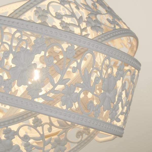 Lighting Collection Matte White Fretwork Table Lamp