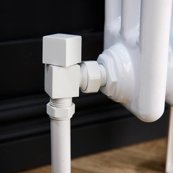 Flode Angled Square Manual Radiator Valve Pack | 15mm x 1/2″ | Matt White