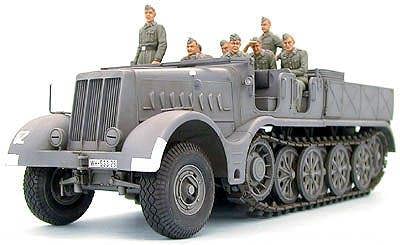 Tamiya German 18t Heavy Half-Track Famo (1:35 Scale)