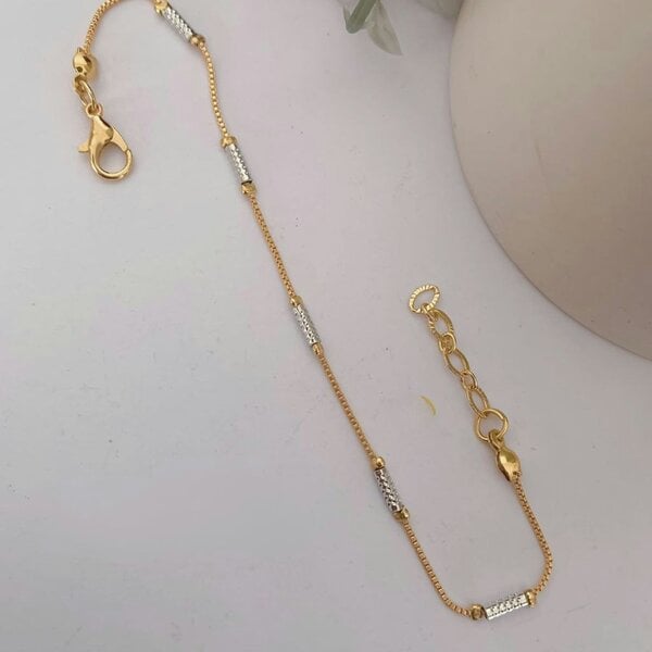 The Colourful Aura Gold plated Silver Thread Minimalistic Bracelet