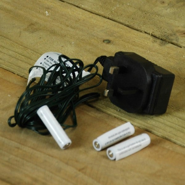Samuel Alexander 3 x AAA Money Saving Battery Replacement Plug In Adapter