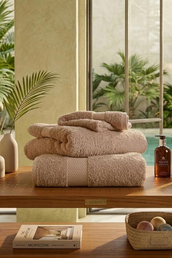 Dyzi Supersoft Absorbent Egyptian Cotton Bathroom Towels 550GSM