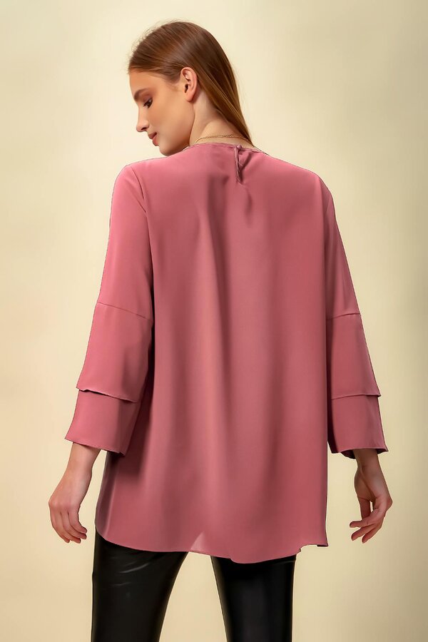 Hoxton Gal Oversized Asymmetric Layered Top in Pink