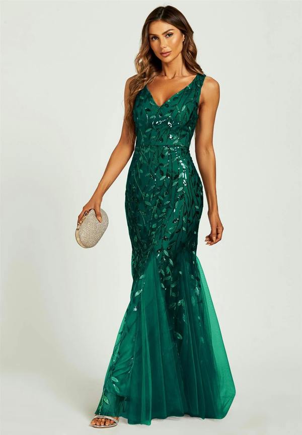 FS Collection Sequin Leaf Detailed V Neck Bridesmaid Maxi Dress In Green