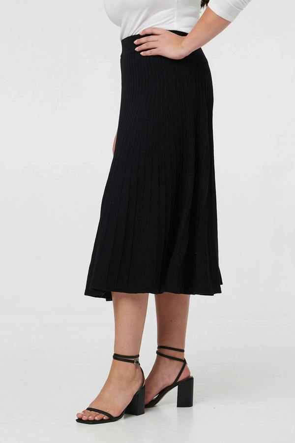 Black | Curve High Waist Pleated Knit Midi Skirt