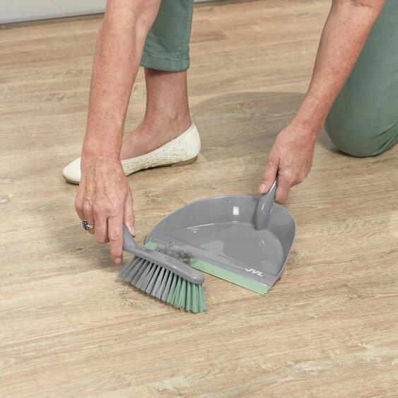 JVL Dust Pan And Brush Set - Grey