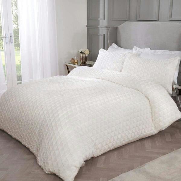 Triangle Airblown Duvet Cover With Pillowcases - Cream