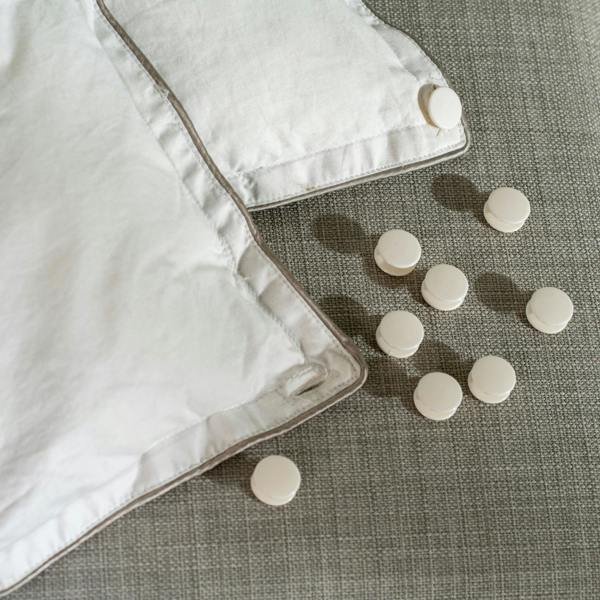 Pack Of 16 Cufflinks - 18.5 tog, close-up detail 1 | Soak and Sleep