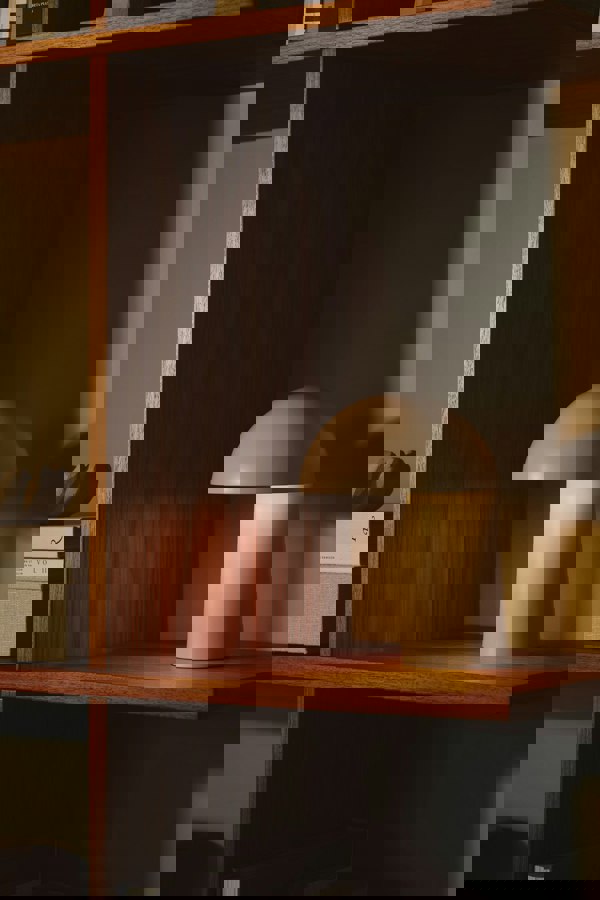 Nordlux Faye Portable | Table lamp | Beige