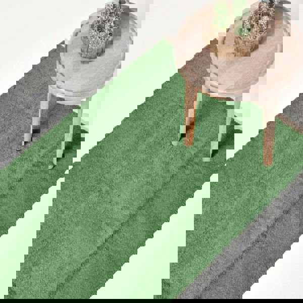 HOMESCAPES Cotton Plain Chenille Rug with Natural Trim