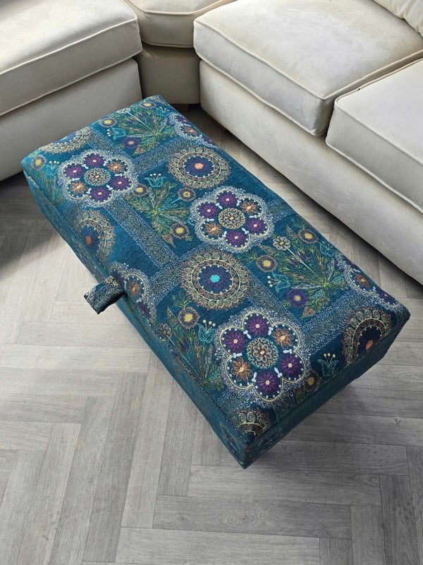 ISTOOLS Premium Loop Floral Green Pattern Footstool – Versatile Ottoman Bench & Coffee Table