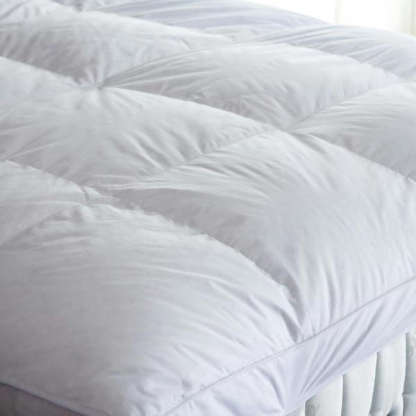Soak&Sleep Goose Down Dual Chamber Mattress Topper