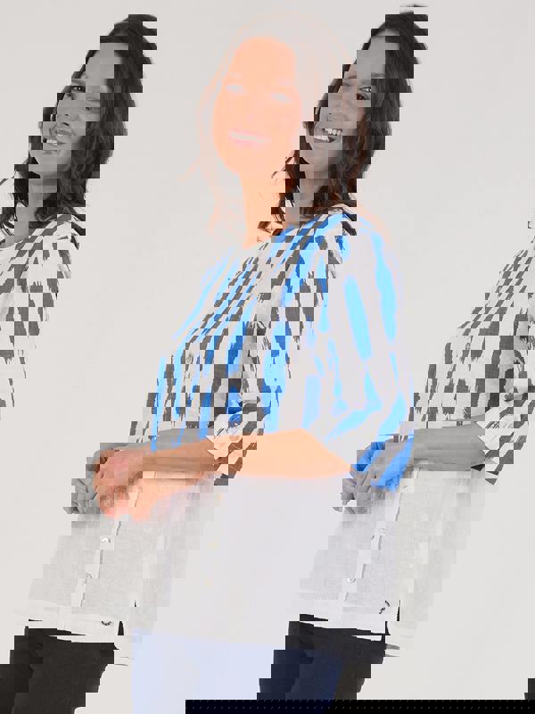 VIZ-A-VIZ Brushstroke Printed Top