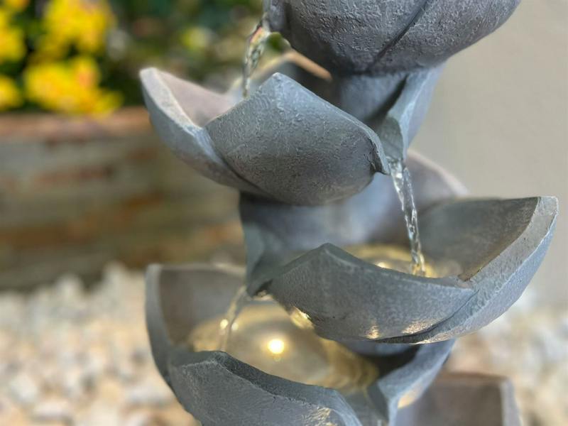 Tranquillity Water Features Lotus Leaf Contemporary Water Feature