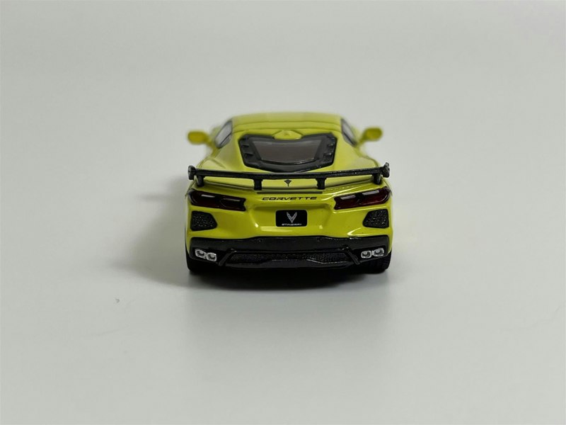 Mini GT Chevrolet Corvette Stingray 2020 Accelerate Yellow Metallic LHD 1:64 Mini GT MGT00195L