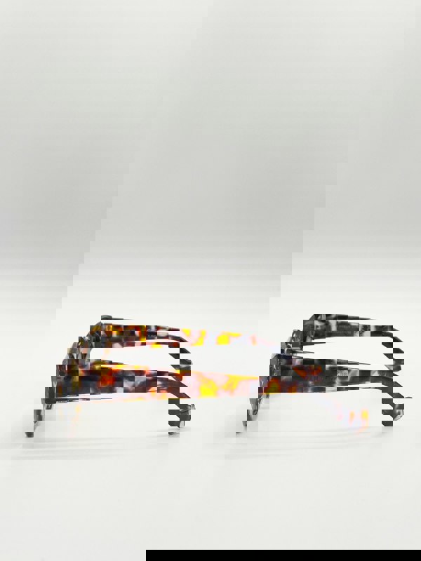 SVNX Angular frame cat eye sunglasses