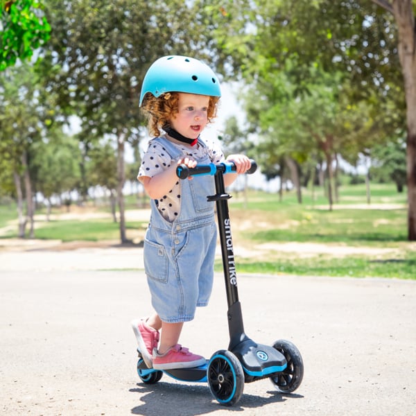 smarTrike Xtend 3 Stage Scooter - Blue