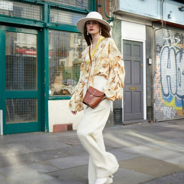 Zatchels Handmade Leather Barrel Bag - Lilac Grey