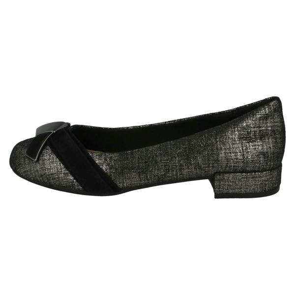 Clarks Ladies Clarks Stylish Cross Detailed Shoes Rosabella Moon
