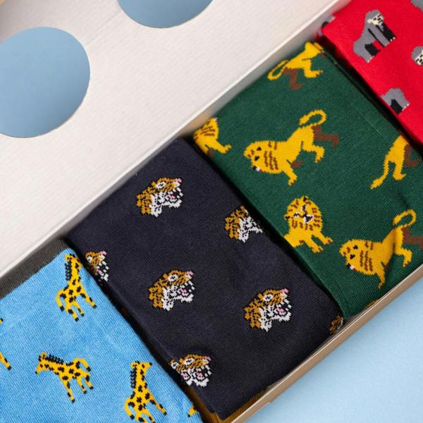 SWOLE PANDA 4-Pack Zoo Animals Bamboo Socks Gift Box, Red/Green/Blue/Navy