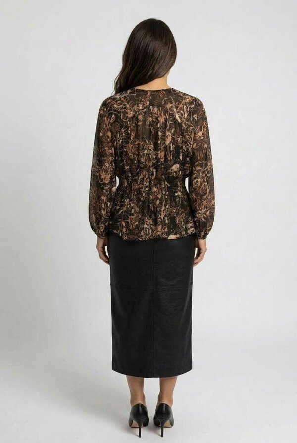 Izabel London Printed Long Sleeve Ruched Waist Blouse
